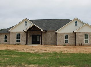 280 Kentucky Cir, Hooks, TX 75561