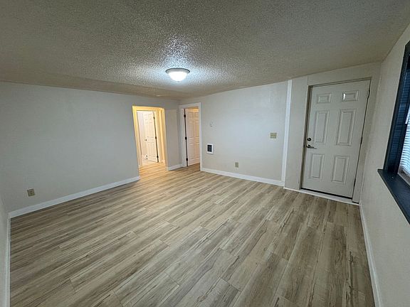 3rd image of 105 N 11th St APT B
