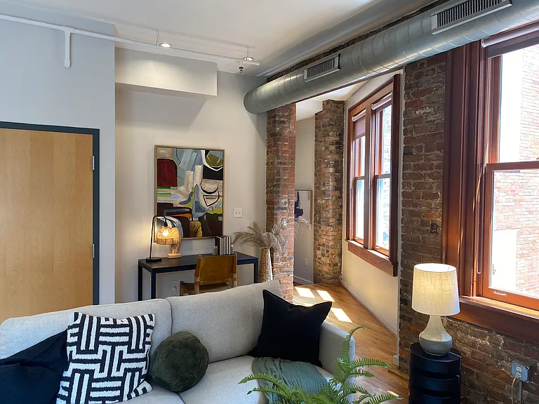 1232 Vine St #4 — Photo 4