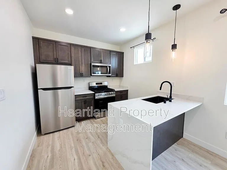 3350 Lockwood Dr #2 — Photo 4