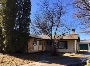 1850 Ashley Rd, Hoffman Estates, IL 60169