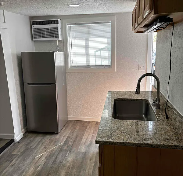 1325 San Andres Ave NW #C — Photo 13