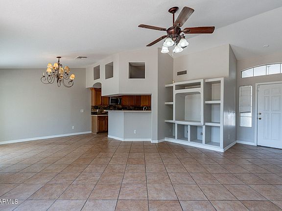 4th image of 9045 W HIGHLAND Avenue