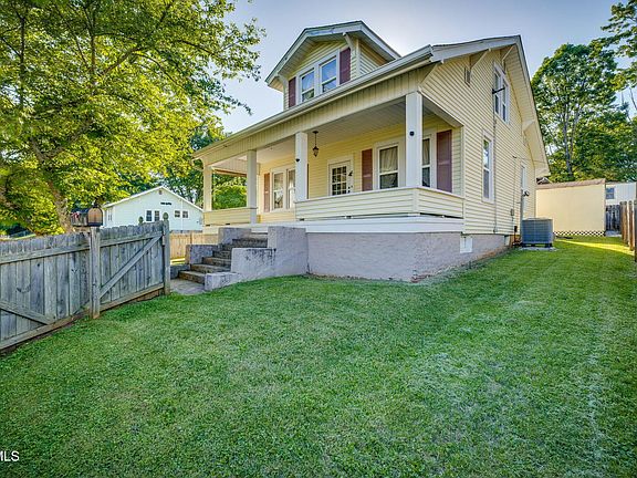 2nd image of 1001 E Unaka Ave