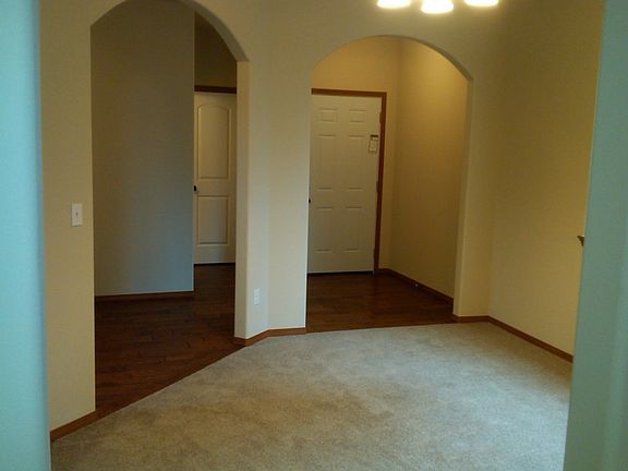 5th image of 7525 181st St E