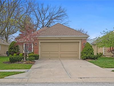 724 Bristol Ct, Liberty, MO, 64068