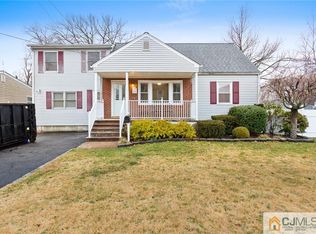 316 Pulaski St, Dunellen, NJ 08812