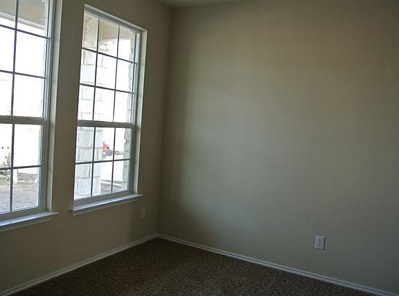 3rd image of 6512 Burling St