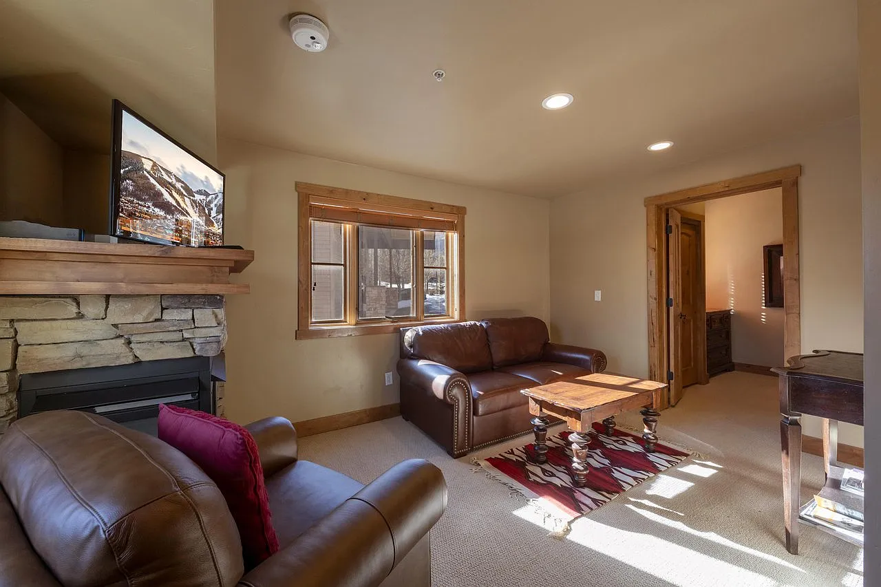 1 bed, 750 sqft, $1,695 — Photo 3