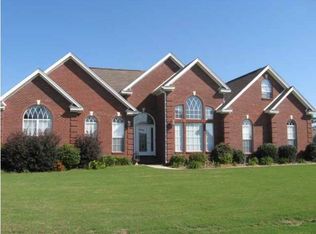 2010 Vonica Rose St, Deatsville, AL 36022