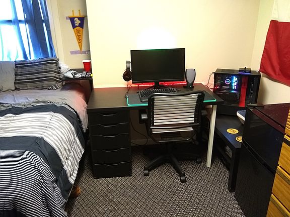 2nd image of 414 Hudson Ave #2