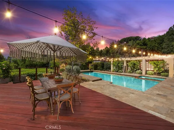 10162 La Sierra Pl, Santa Ana, CA 92705