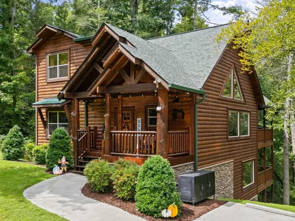 2706 Owls Cove Way, Sevierville, TN 37862