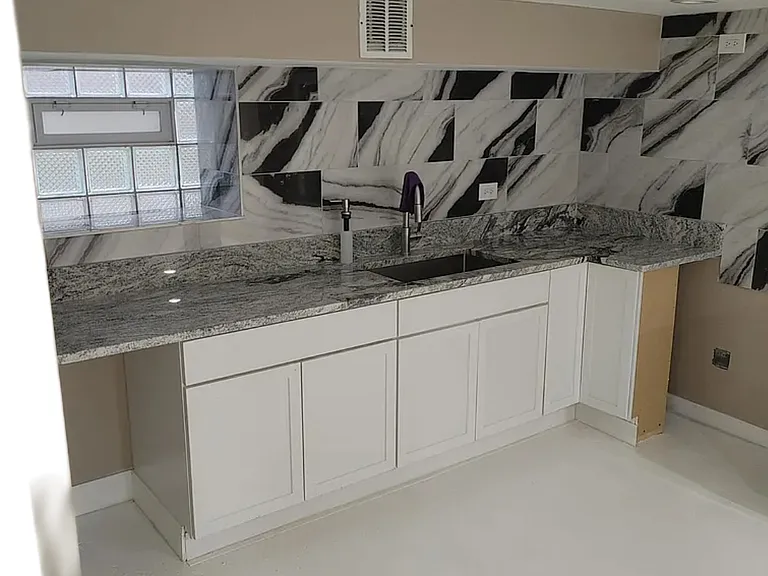 1729 N Melvina Ave #BASEMENT — Photo 9