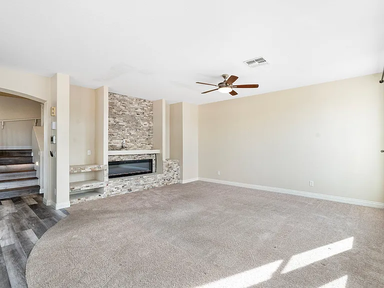35434 N 31st Dr — Photo 22