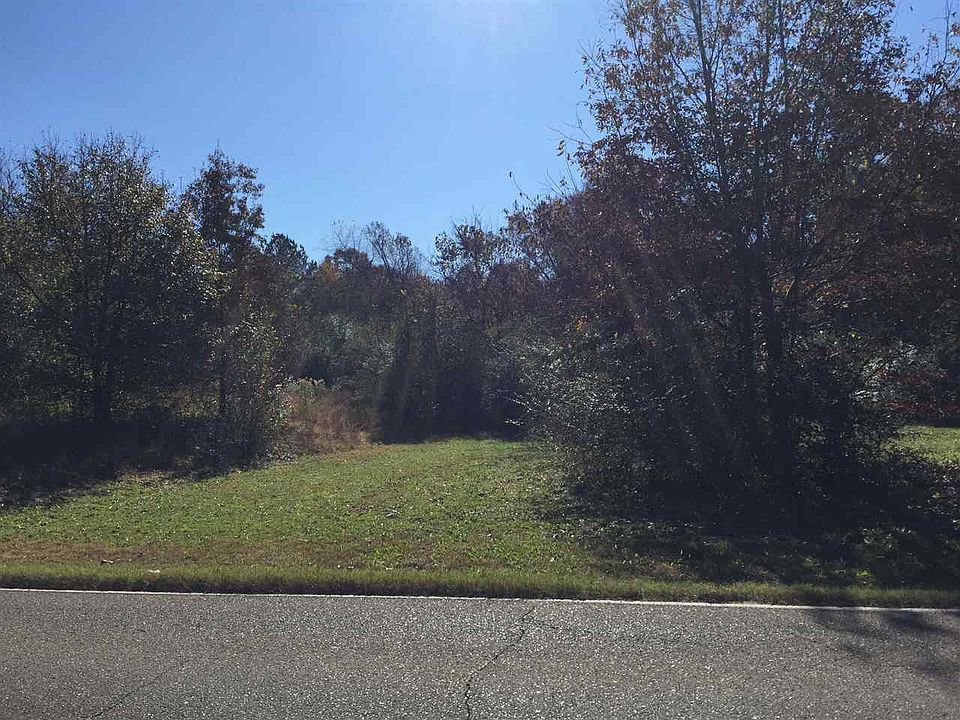 2nd image of 390 Hopper Barker Rd
