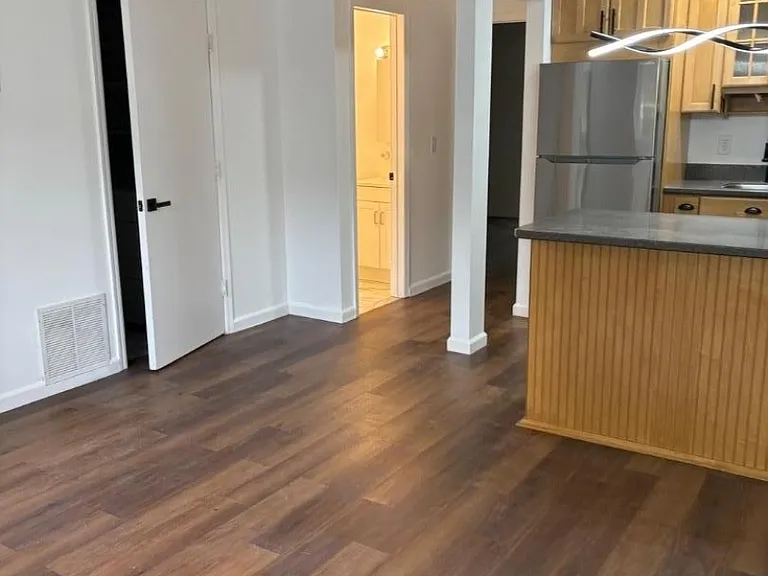 407 Orchard Meadows Dr — Photo 2