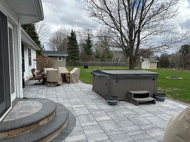 2nd image of 121 Tammy Ln