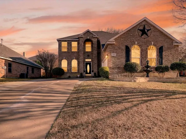 1417 Blue Gill Ln, Crowley, TX 76036