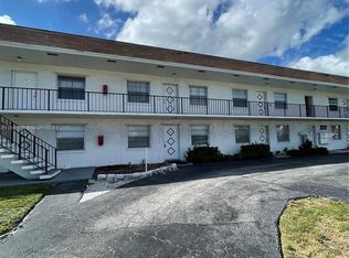 227 Castlewood Dr APT 102, North Palm Beach, FL 33408