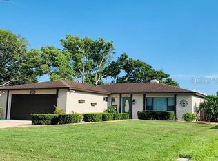 402 Firewood Ave, Eustis, FL 32726