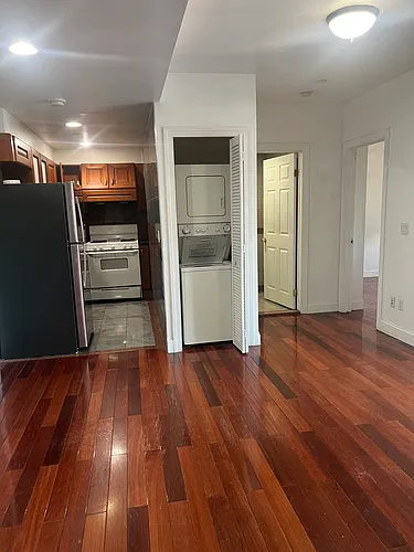 4318 Main St #11C Photo 1