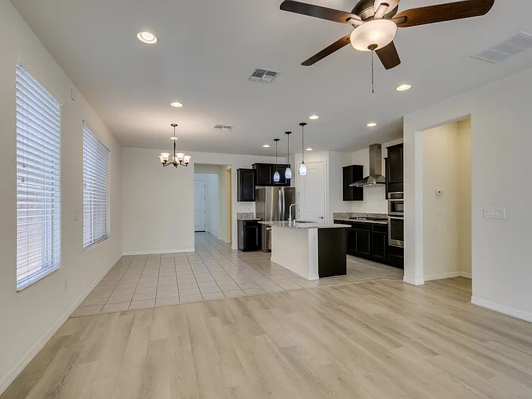135 Berneri Dr — Photo 5