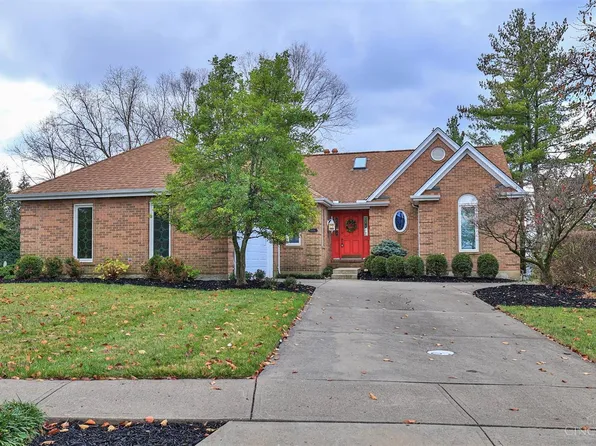 7491 Pickway Dr, Cincinnati, OH 45233