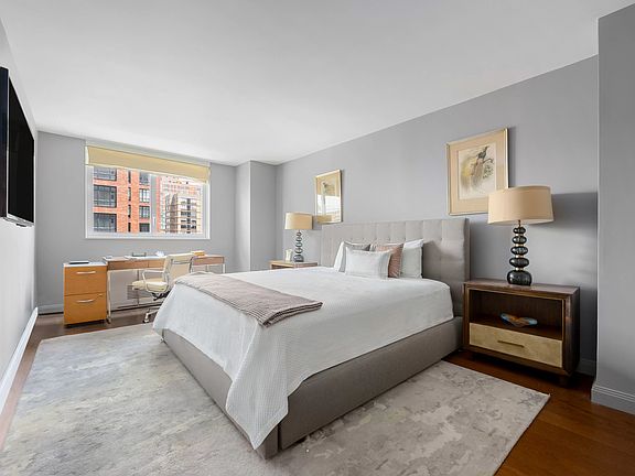 3rd image of 200 E 94th St APT 2615