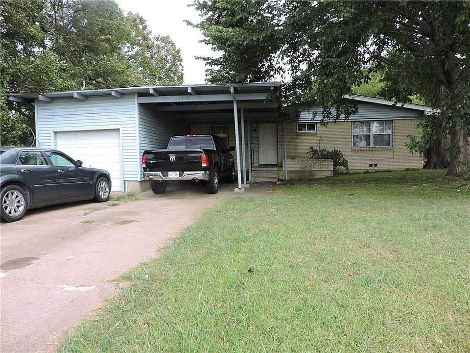 1st image of 1813 W Washington St