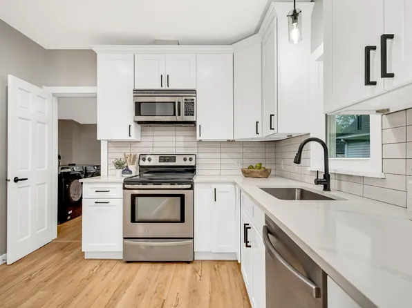 1655 Sherburne Ave, Saint Paul, MN 55104