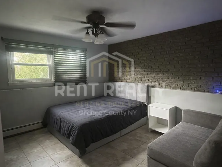 33 Pine Hill Rd — Photo 8