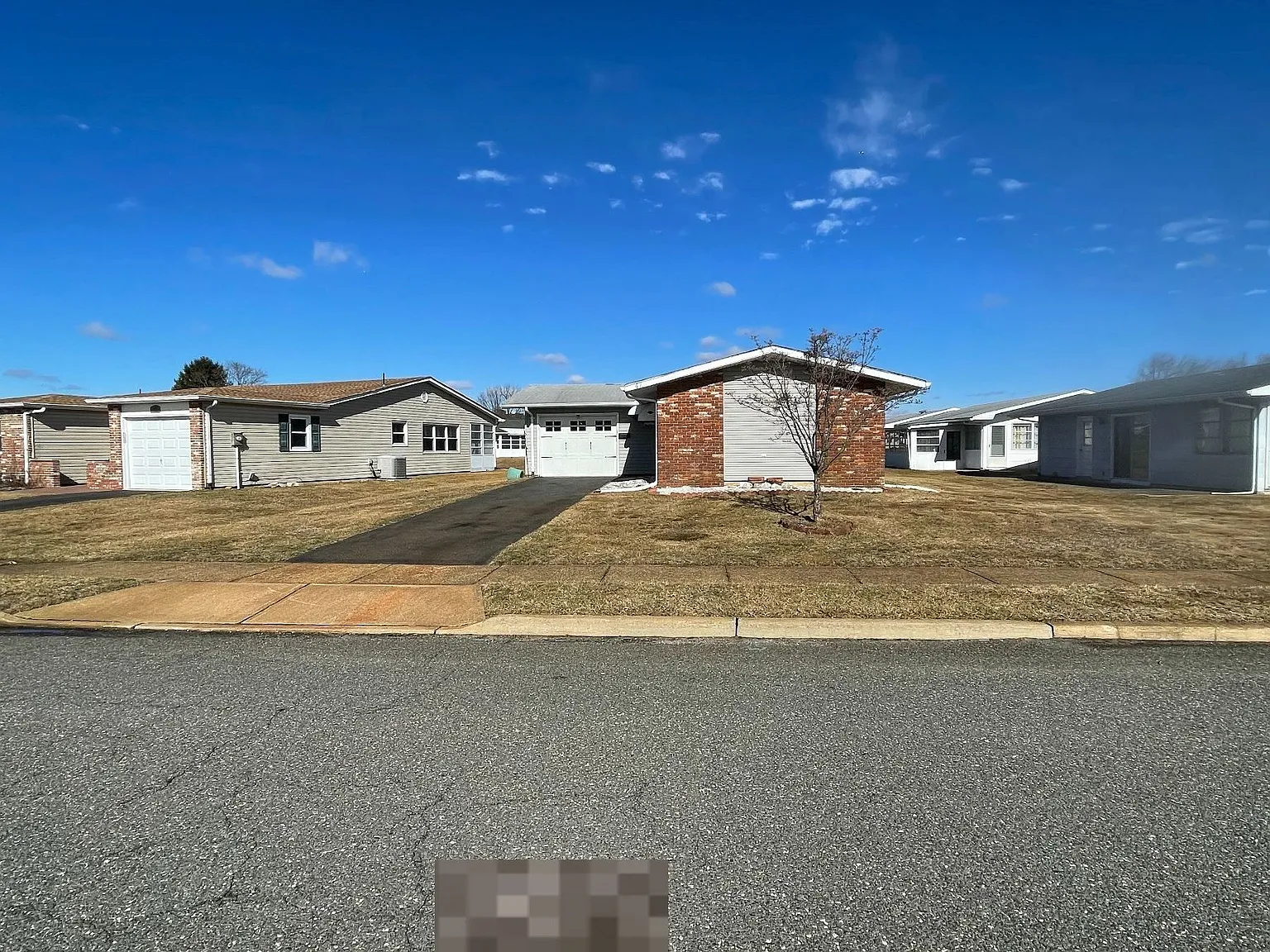 47 Barker St photo 1