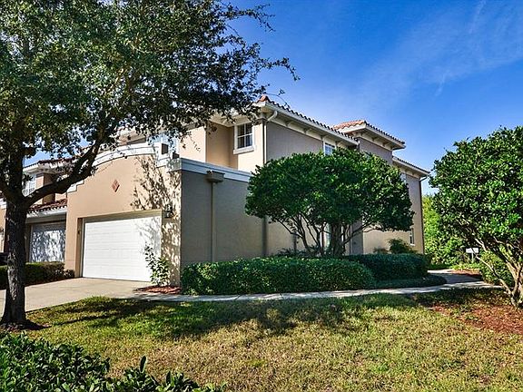 2nd image of 266 Valencia Cir