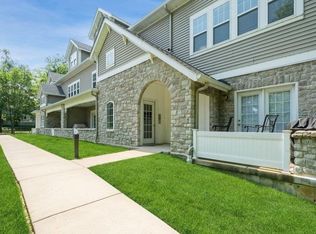 16345 Justus Post Rd #6, Chesterfield, MO 63017