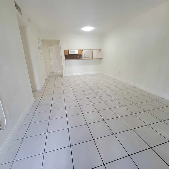 18280 Mediterranean Blvd #401 — Photo 24