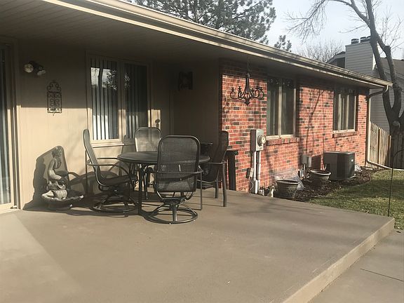 5th image of 6321 Yellowstone Cir