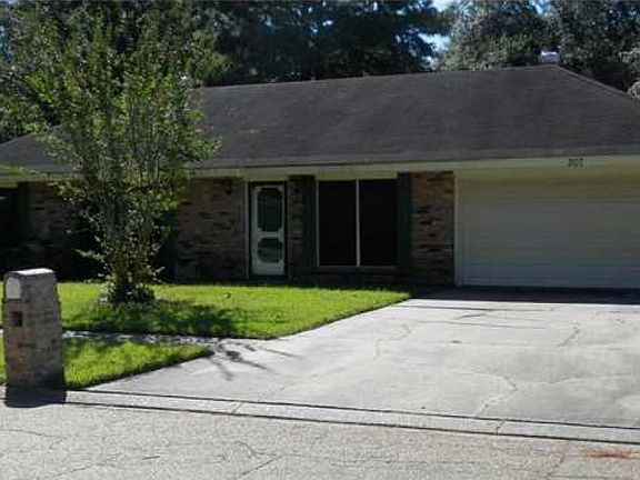 2nd image of 207 Montreal Dr