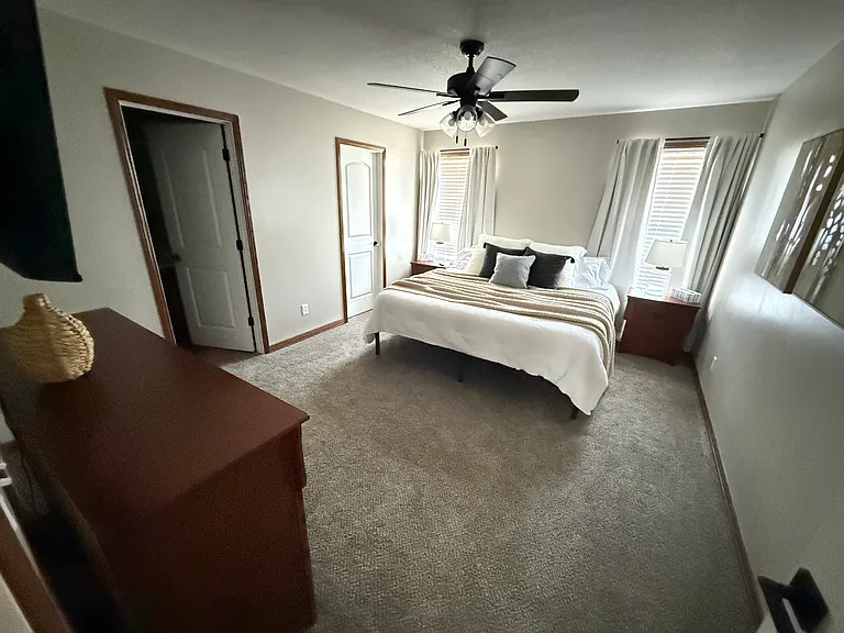 825 Linden St — Photo 10