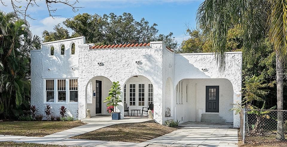 1st image of 809 Mississippi Ave