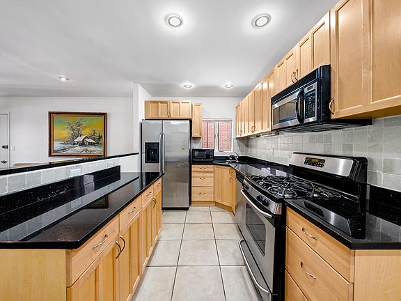 5th image of 2226 Kimball St #1A