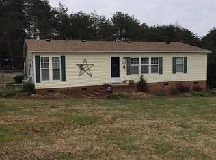 150 Angieline Dr, Stokesdale, NC 27357