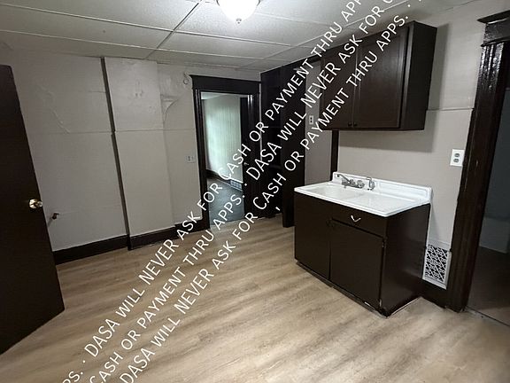 5th image of 95 Weyl St