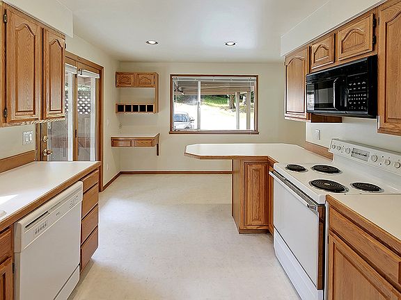 5th image of 485 Mountain Park Blvd SW