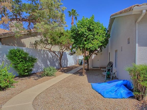 3rd image of 16252 N 49th Pl