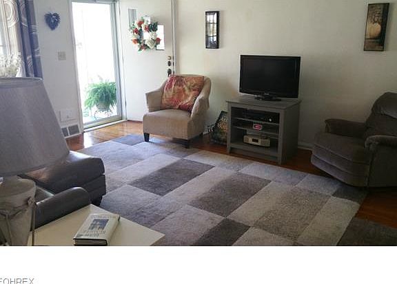 4th image of 2454 N Jefferson Blvd