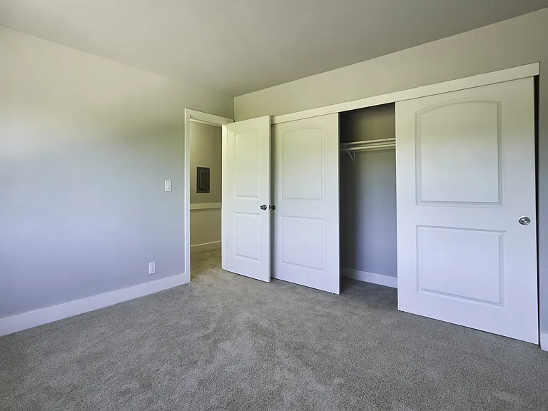 Scotts Valley 1 Bed, 1 Bath Bedroom Scotts Valley 1 Bed, 1 Bath Bedroom