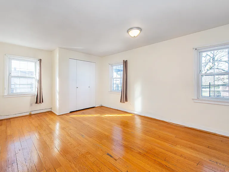 93 Elycroft Pkwy — Photo 12