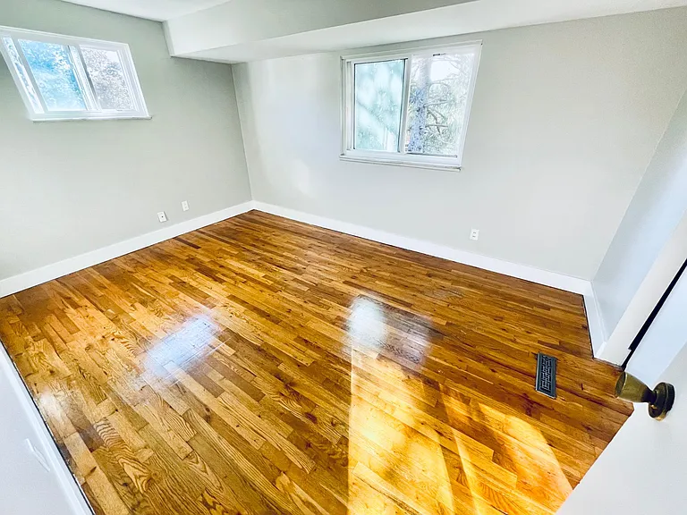 928 Woodhill Dr — Photo 9