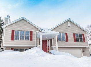 19 Krystana Way, Madison, WI 53711